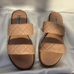 Steve madden slip on sandals